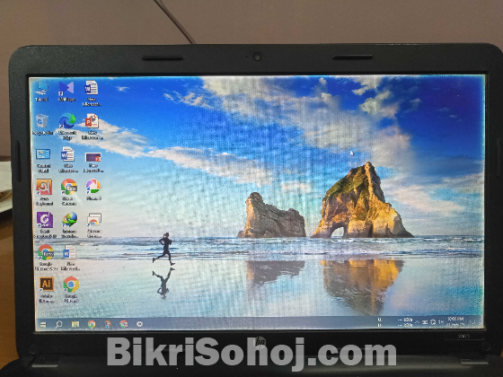 Hp 2000 Laptop Core i3 SSD 120gb HDD 500gb